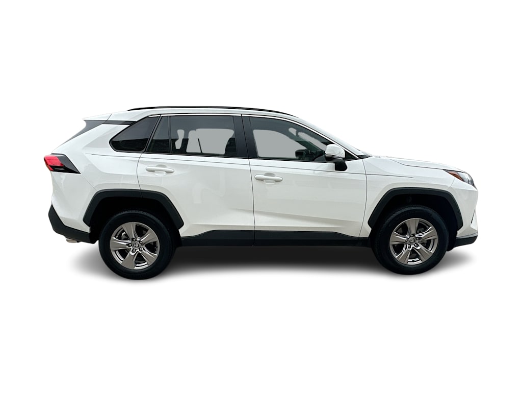 Thumbnail: 2022 Toyota RAV4 - 22