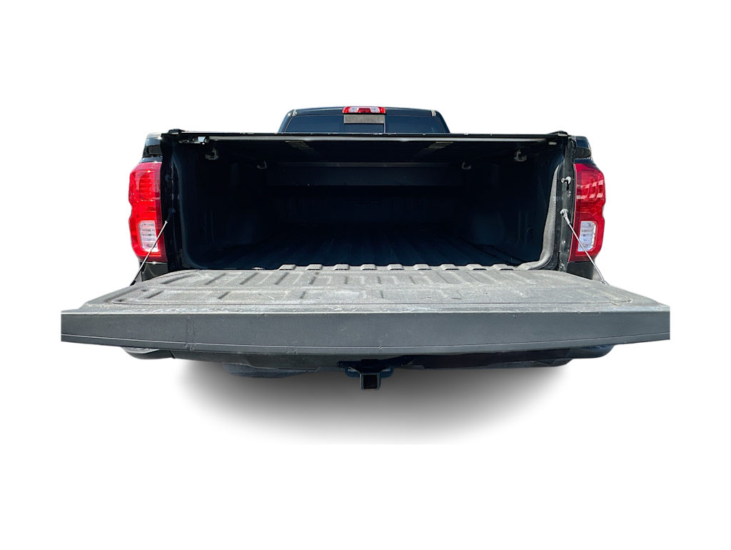 Thumbnail: 2018 Chevrolet Silverado 1500 - 17