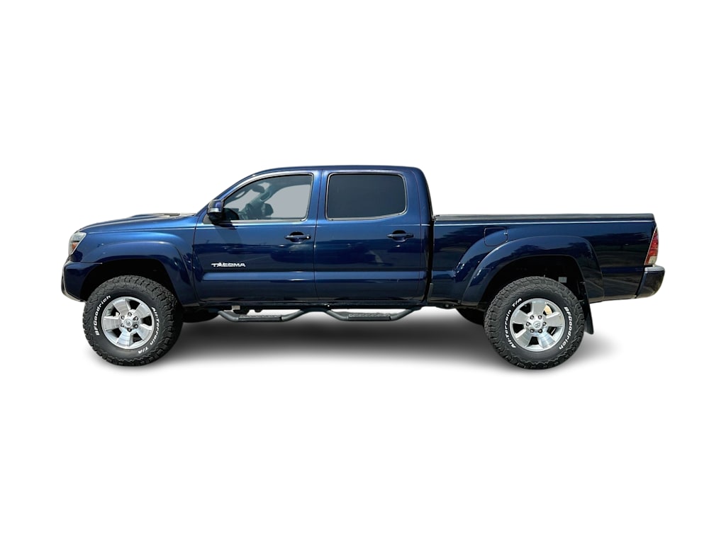 Thumbnail: 2012 Toyota Tacoma - 22
