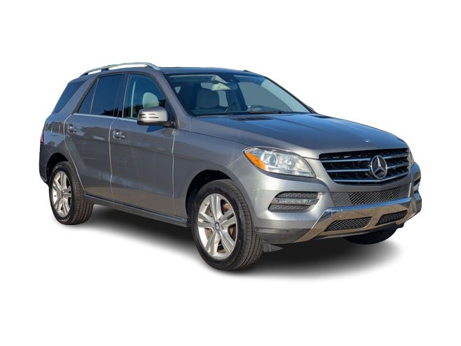 Thumbnail: 2015 Mercedes-Benz M-Class - 18