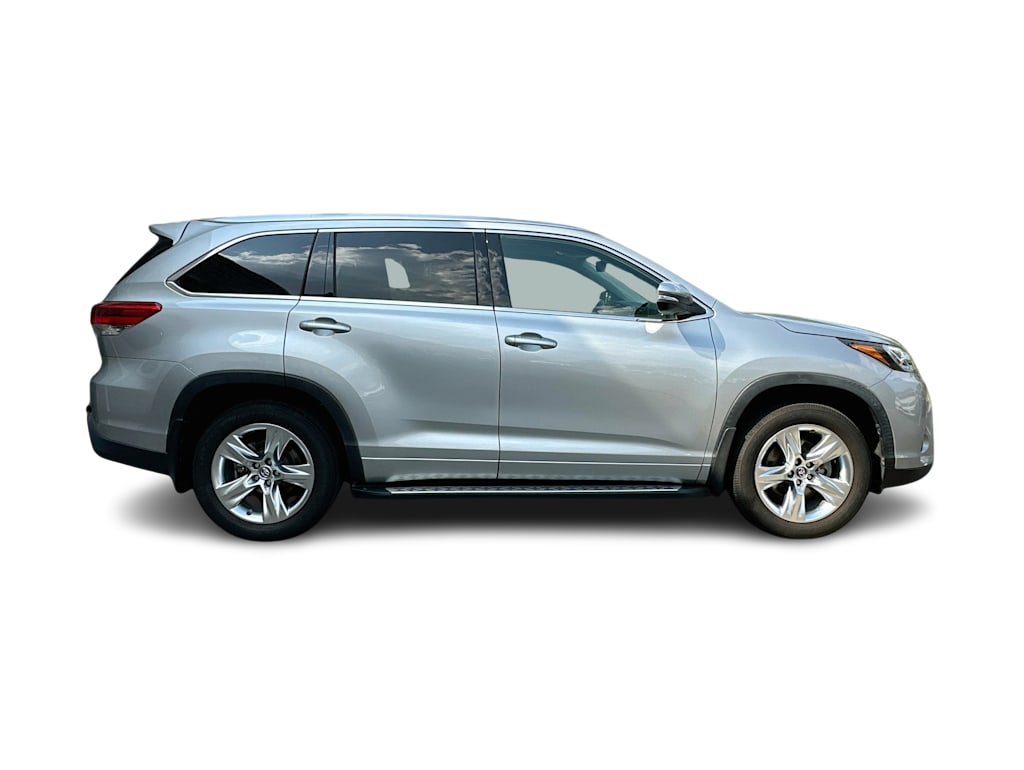 Thumbnail: 2019 Toyota Highlander - 22