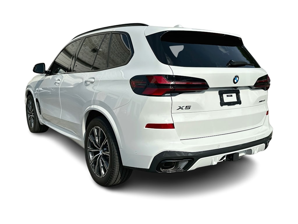 Thumbnail: 2026 BMW X5 - 4