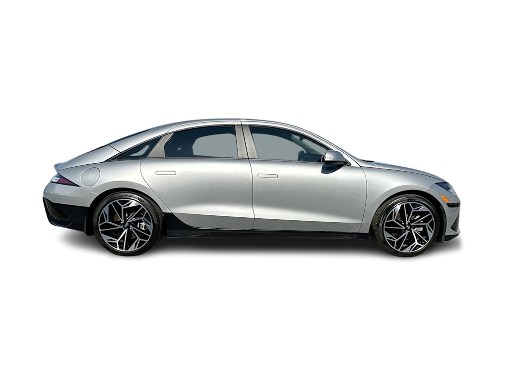 Thumbnail: 2023 Hyundai Ioniq 6 - 20