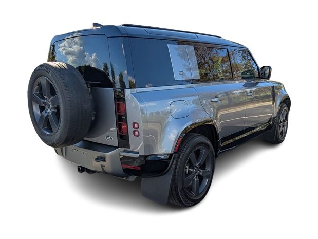 Thumbnail: 2021 Land Rover Defender - 19