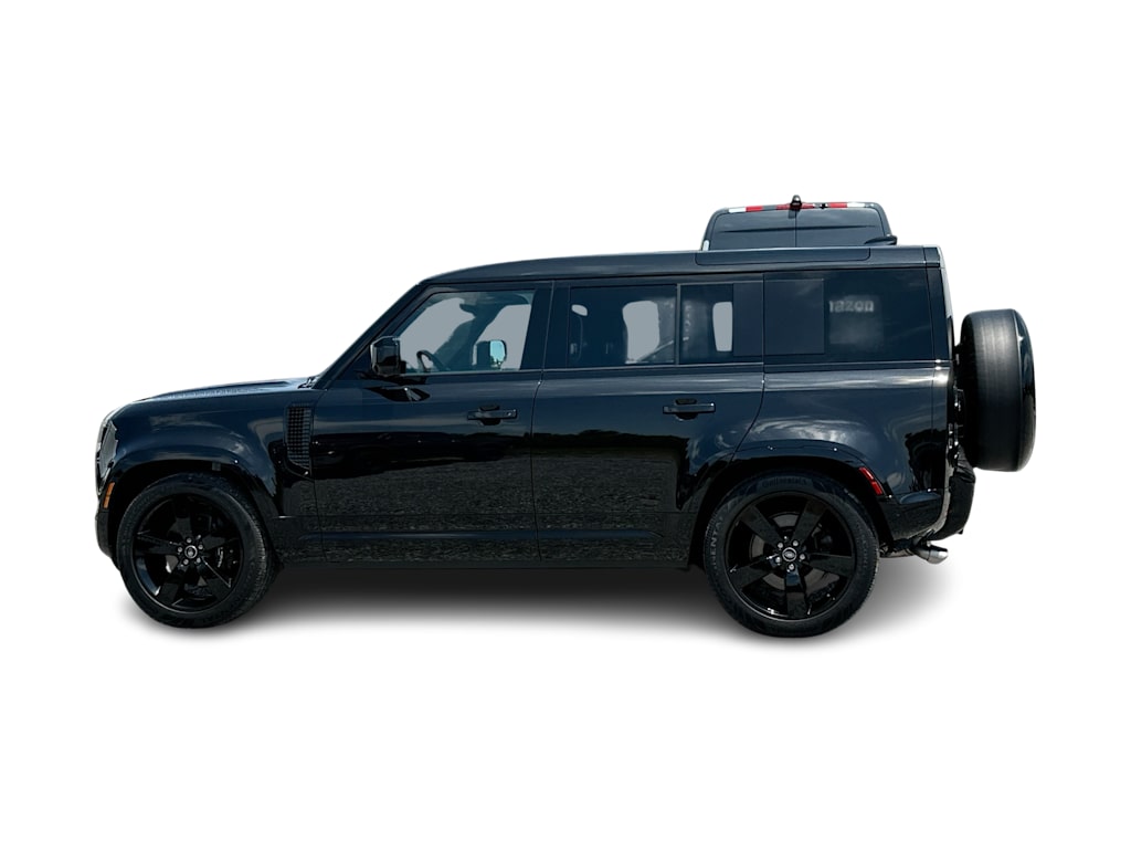 Thumbnail: 2025 Land Rover Defender - 3