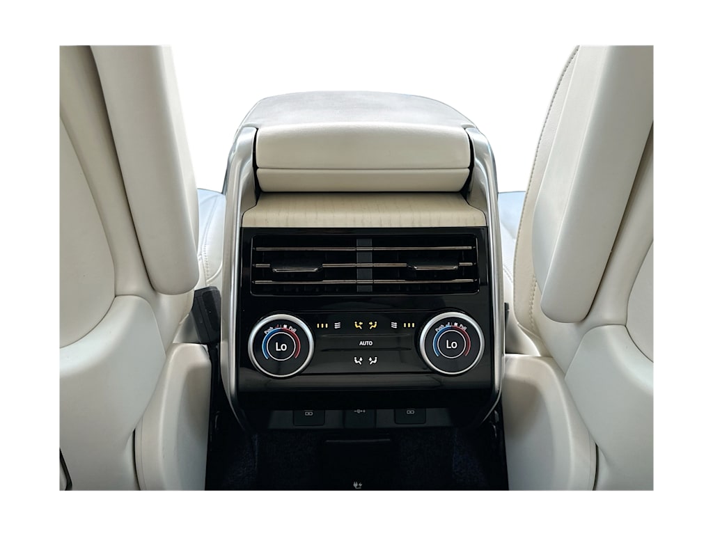 Thumbnail: 2024 Land Rover Range Rover - 31