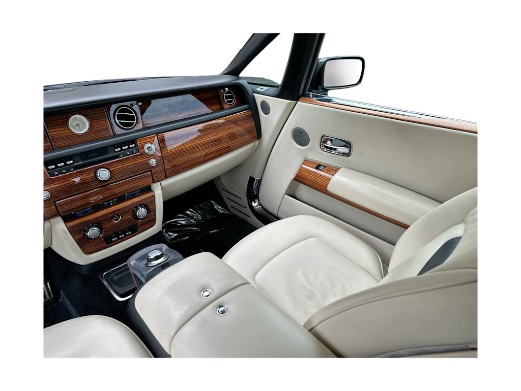 Thumbnail: 2009 Rolls-Royce Phantom - 27