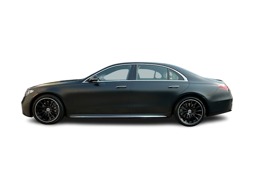 Thumbnail: 2022 Mercedes-Benz S-Class - 3