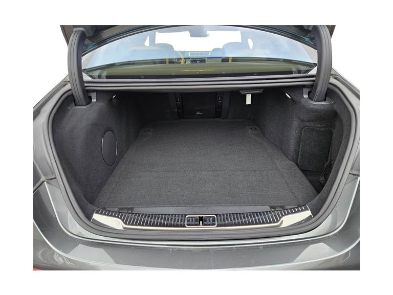 Thumbnail: 2024 Mercedes-Benz S-Class - 19