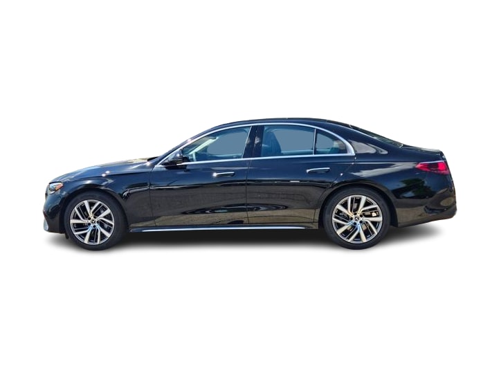Thumbnail: 2026 Mercedes-Benz E-Class - 3