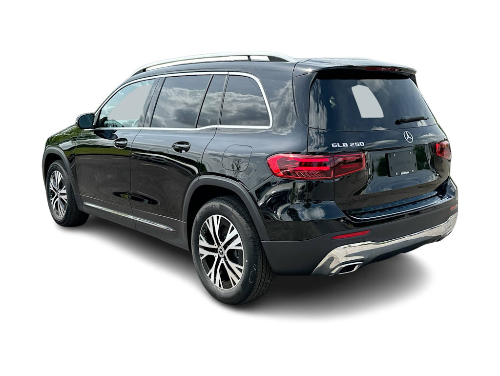 Thumbnail: 2026 Mercedes-Benz GLB - 4