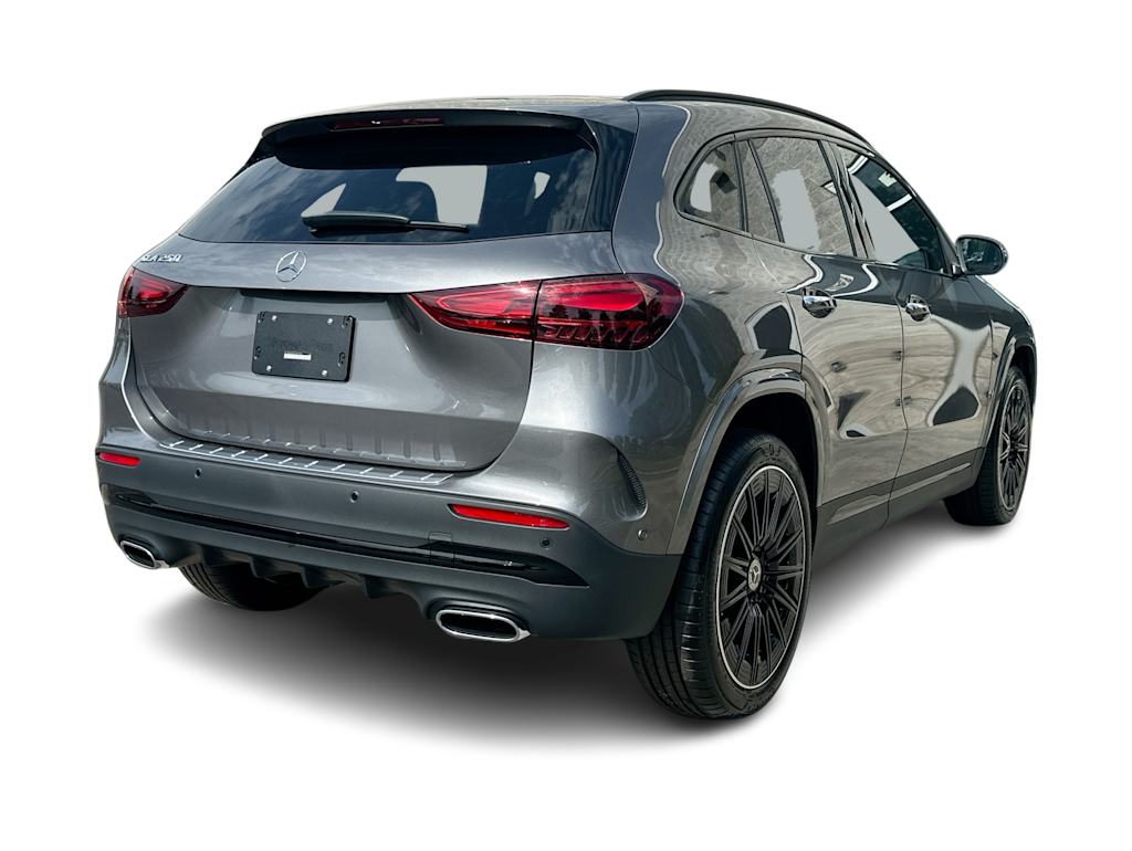 Thumbnail: 2026 Mercedes-Benz GLA - 21