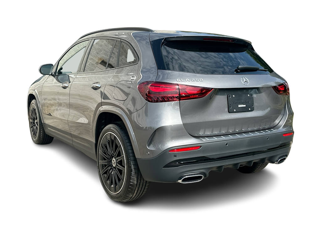 Thumbnail: 2026 Mercedes-Benz GLA - 4