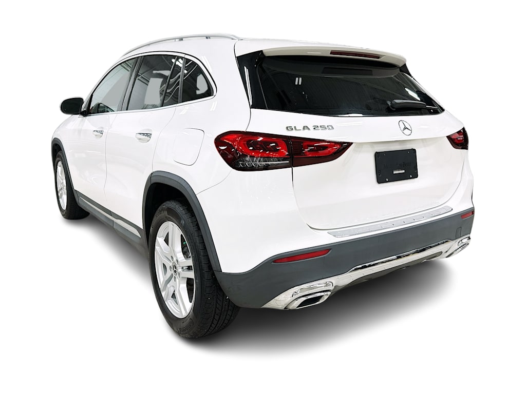 Thumbnail: 2021 Mercedes-Benz GLA - 4