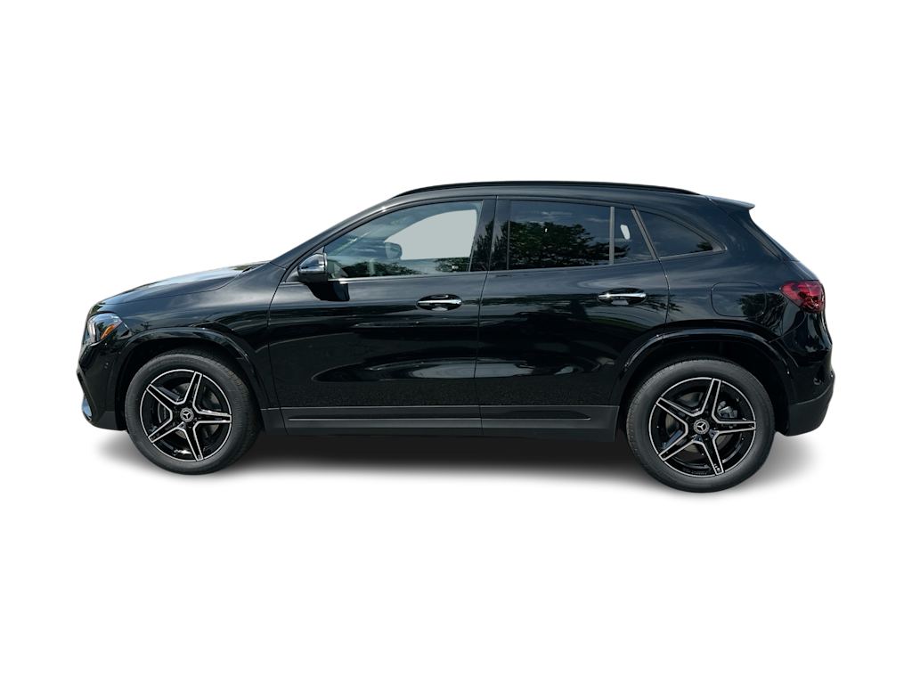 Thumbnail: 2026 Mercedes-Benz GLA - 3