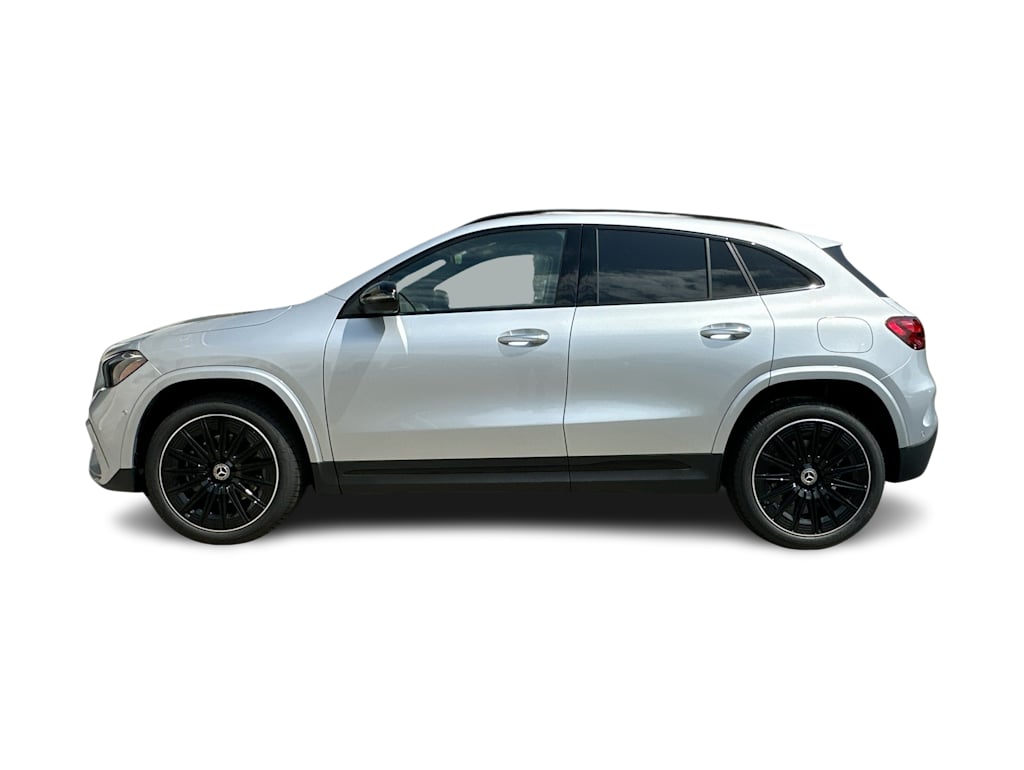 Thumbnail: 2026 Mercedes-Benz GLA - 3