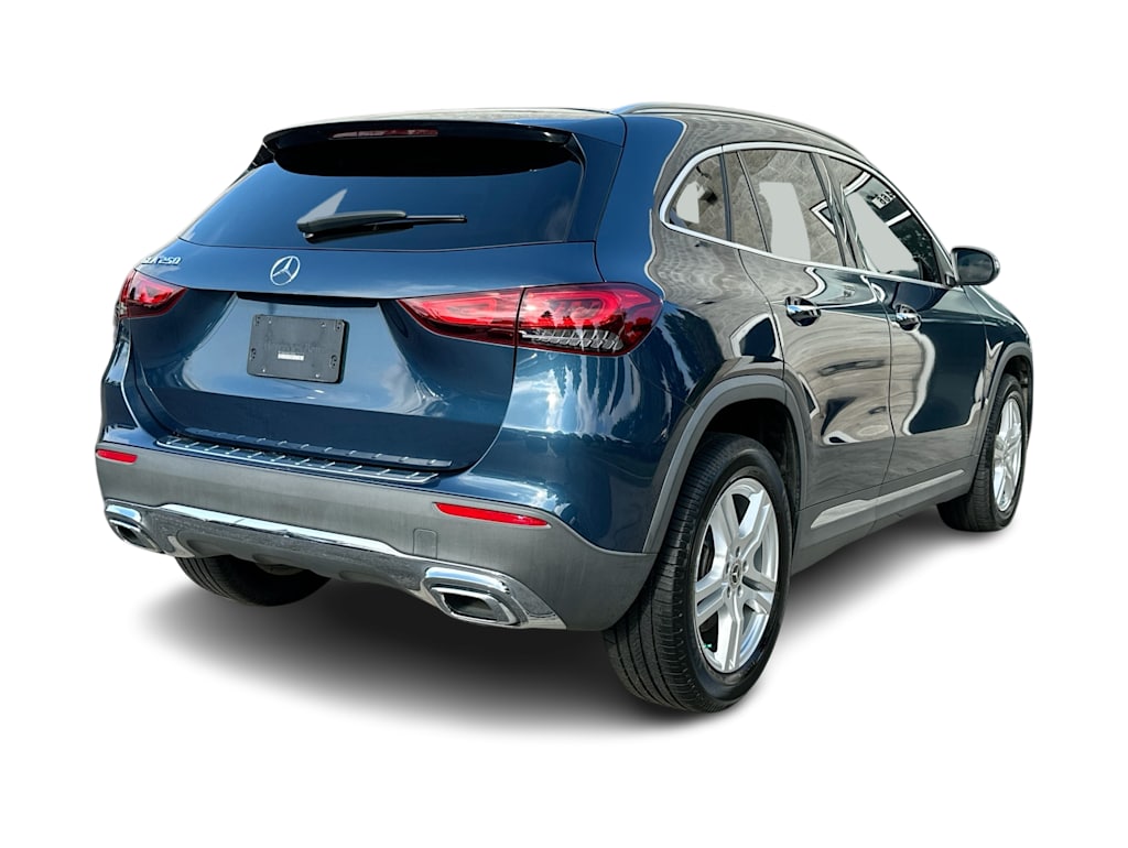 Thumbnail: 2021 Mercedes-Benz GLA - 20