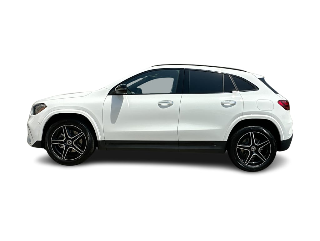 Thumbnail: 2026 Mercedes-Benz GLA - 3