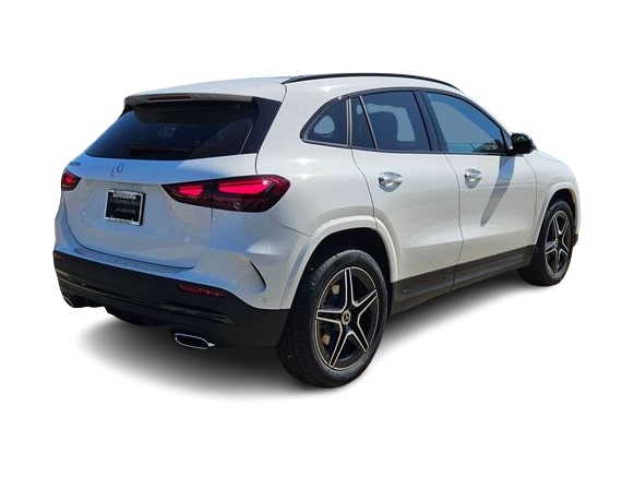 Thumbnail: 2026 Mercedes-Benz GLA - 21