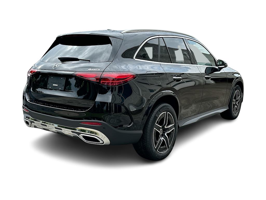Thumbnail: 2026 Mercedes-Benz GLC - 22