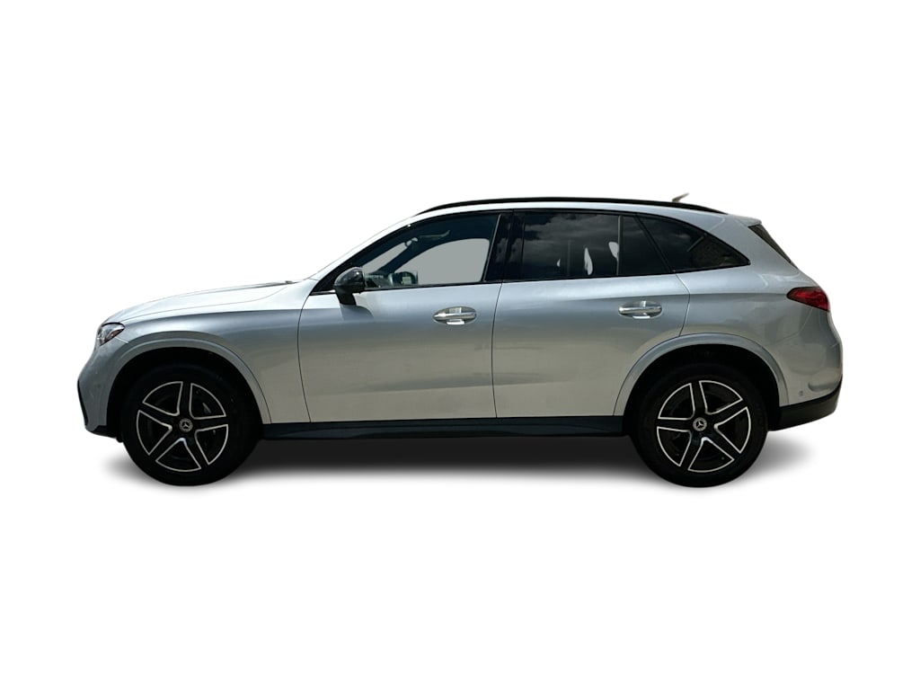 Thumbnail: 2025 Mercedes-Benz GLC - 3