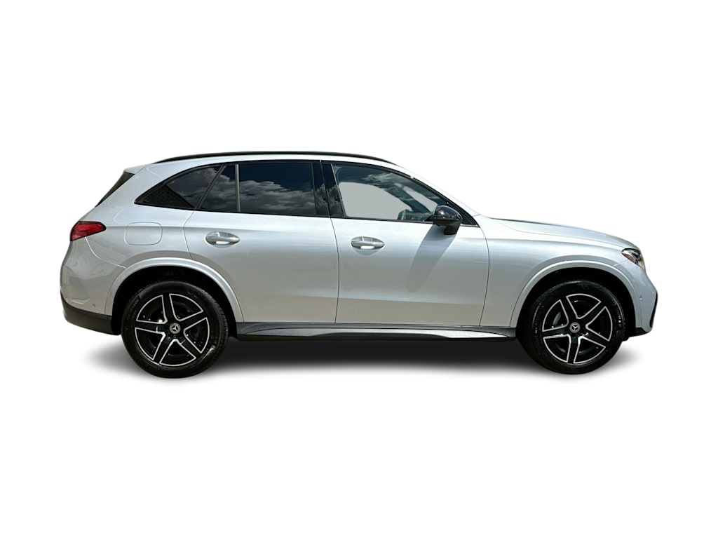 Thumbnail: 2025 Mercedes-Benz GLC - 20
