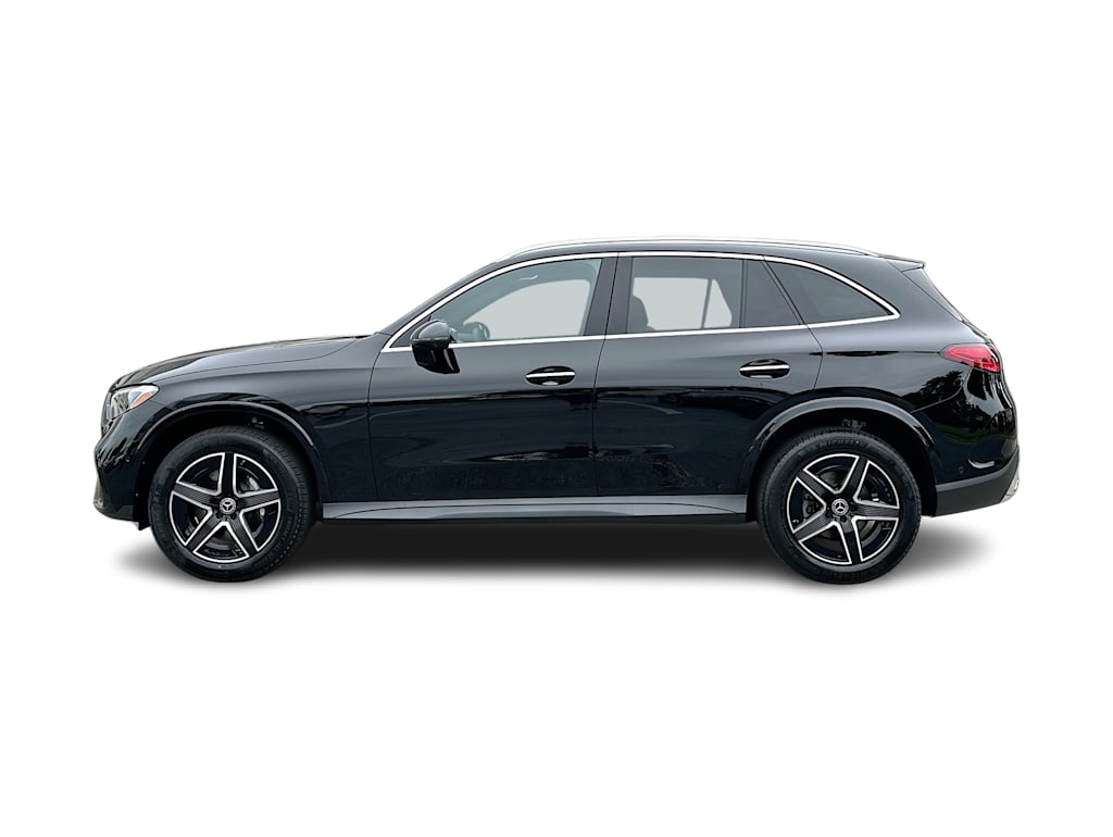 Thumbnail: 2026 Mercedes-Benz GLC - 3