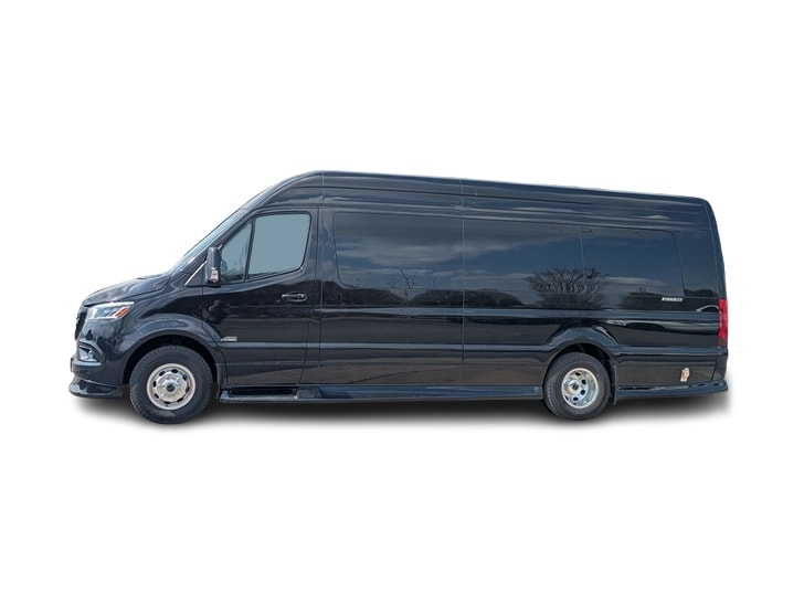 Thumbnail: 2024 Mercedes-Benz Sprinter - 3