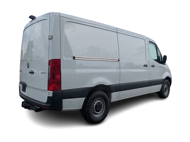 Thumbnail: 2025 Mercedes-Benz Sprinter - 13