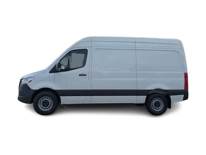 Thumbnail: 2025 Mercedes-Benz Sprinter - 3