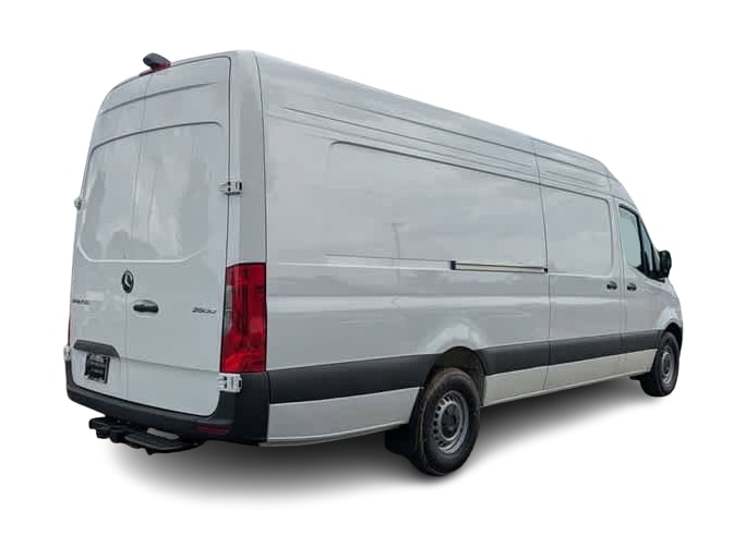 Thumbnail: 2025 Mercedes-Benz Sprinter - 13