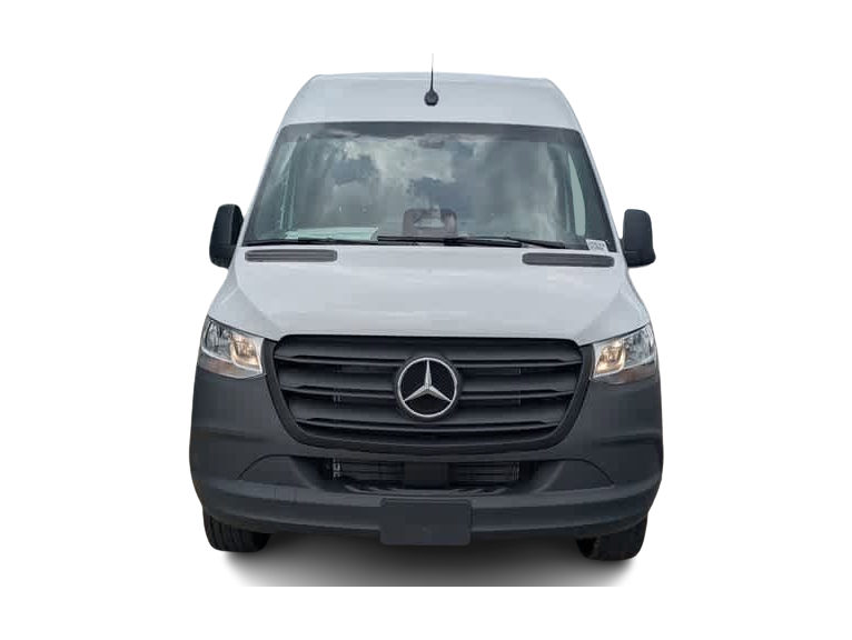 Thumbnail: 2025 Mercedes-Benz Sprinter - 5