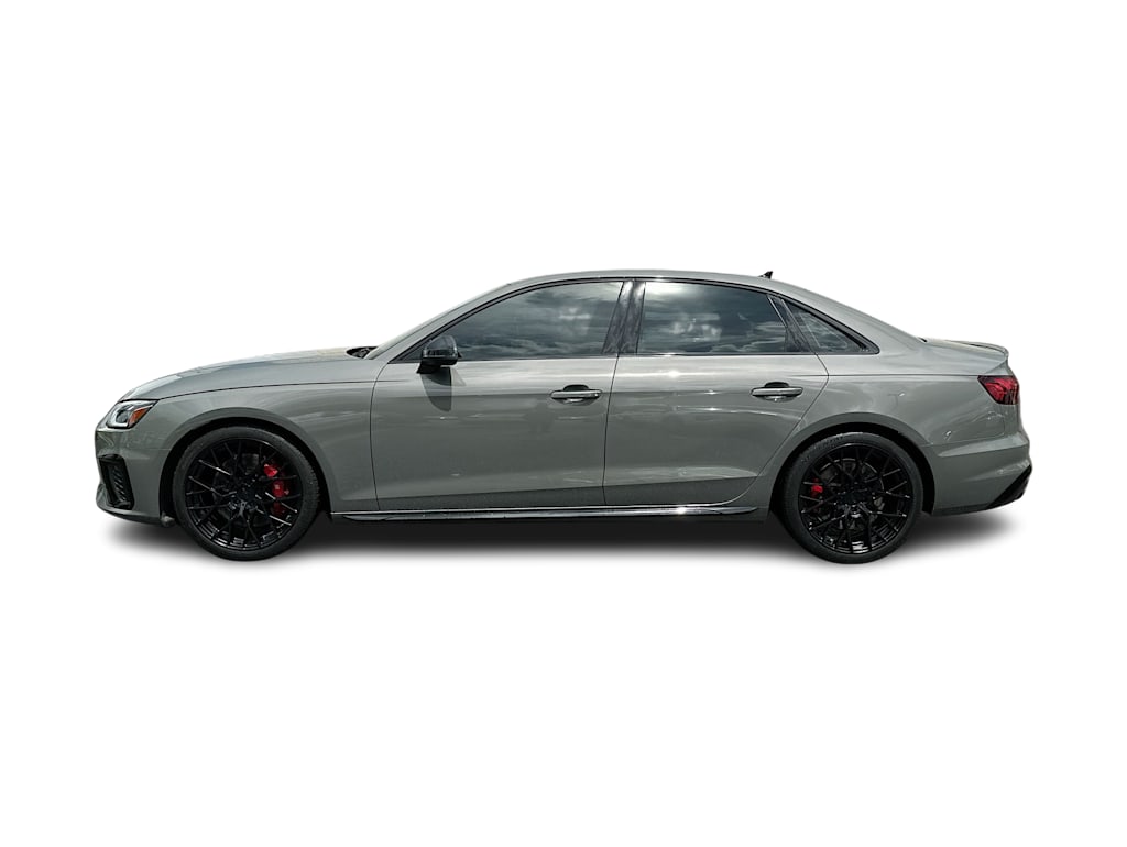 Thumbnail: 2023 Audi S4 - 3