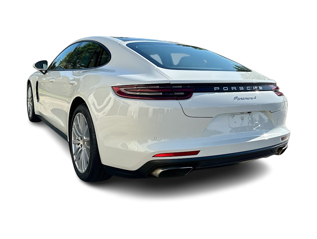 Thumbnail: 2018 Porsche Panamera - 3