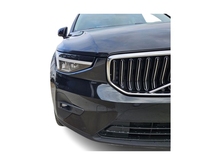 Thumbnail: 2023 Volvo XC40 - 25