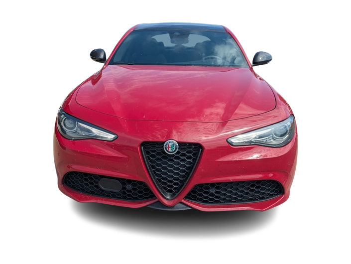 Thumbnail: 2023 Alfa Romeo Giulia - 6