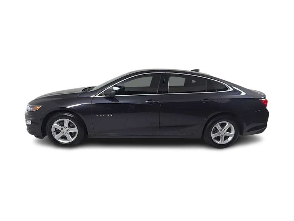 Thumbnail: 2023 Chevrolet Malibu - 3