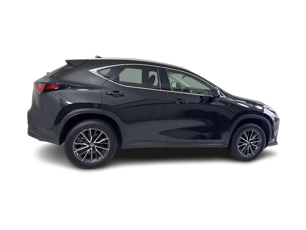 Thumbnail: 2024 Lexus ES - 22