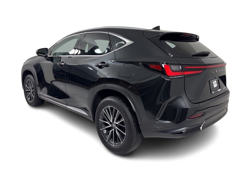 Thumbnail: 2024 Lexus ES - 4