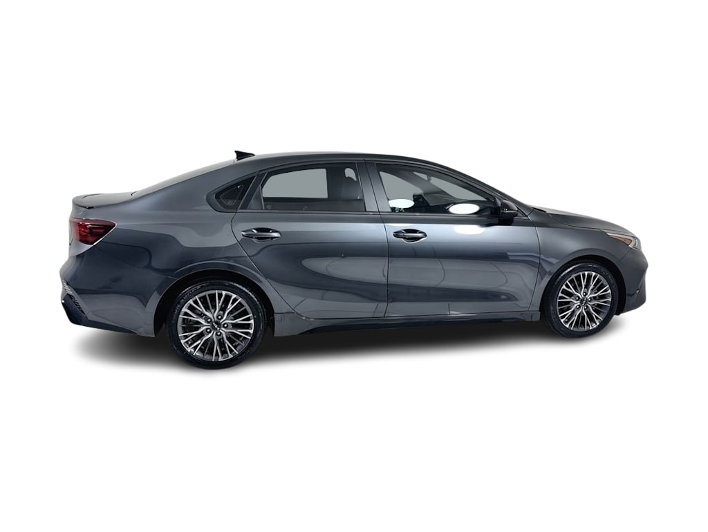 Thumbnail: 2024 Kia Forte - 21