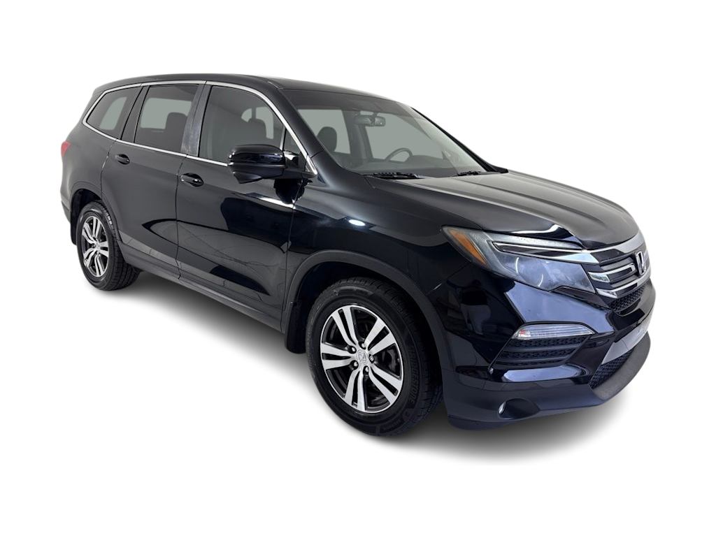 Thumbnail: 2017 Honda Pilot - 23