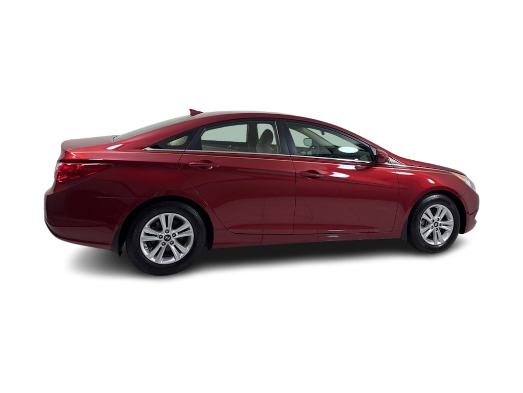 Thumbnail: 2013 Hyundai Sonata - 22