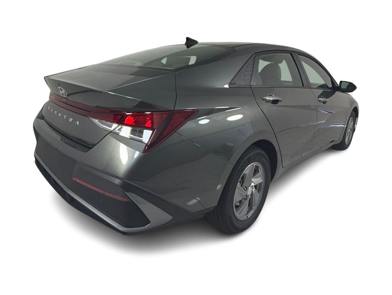 Thumbnail: 2026 Hyundai Elantra - 22