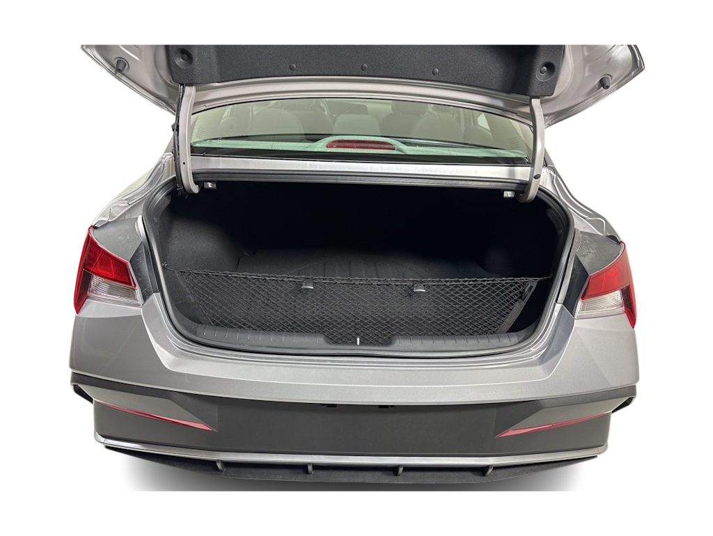 Thumbnail: 2026 Hyundai Elantra - 17