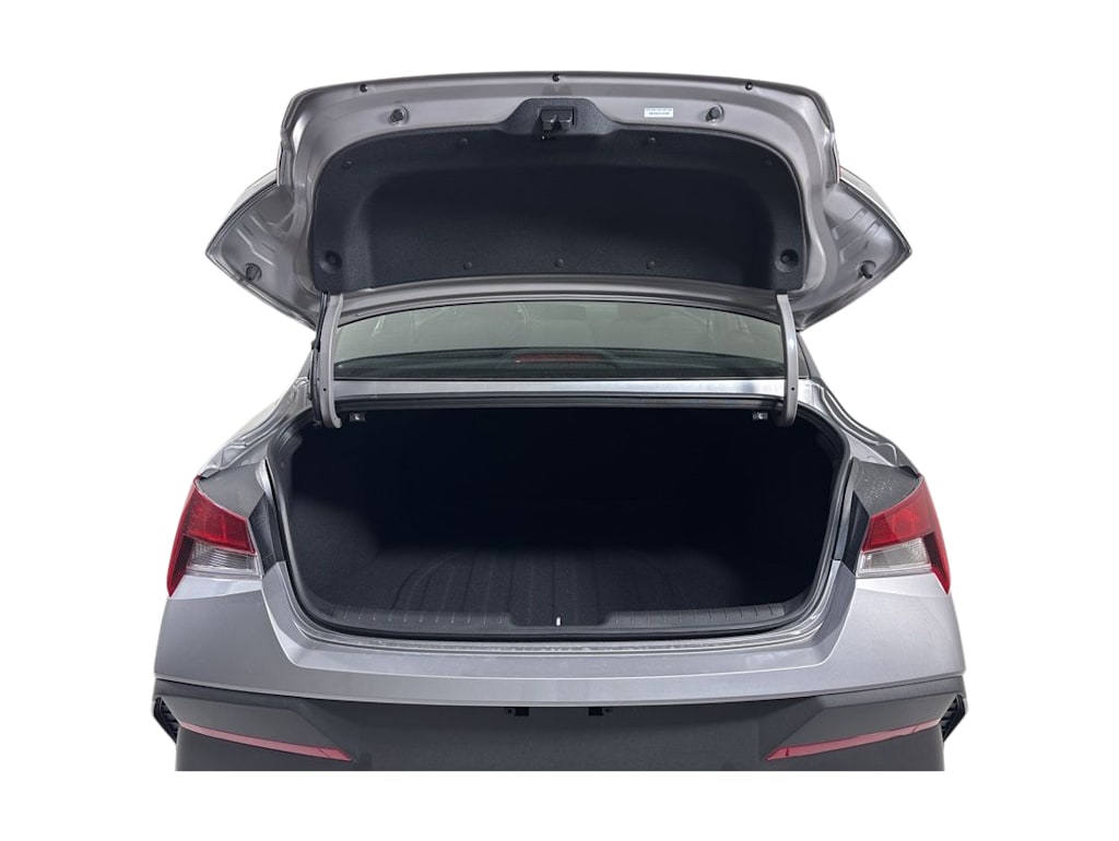 Thumbnail: 2026 Hyundai Elantra - 18
