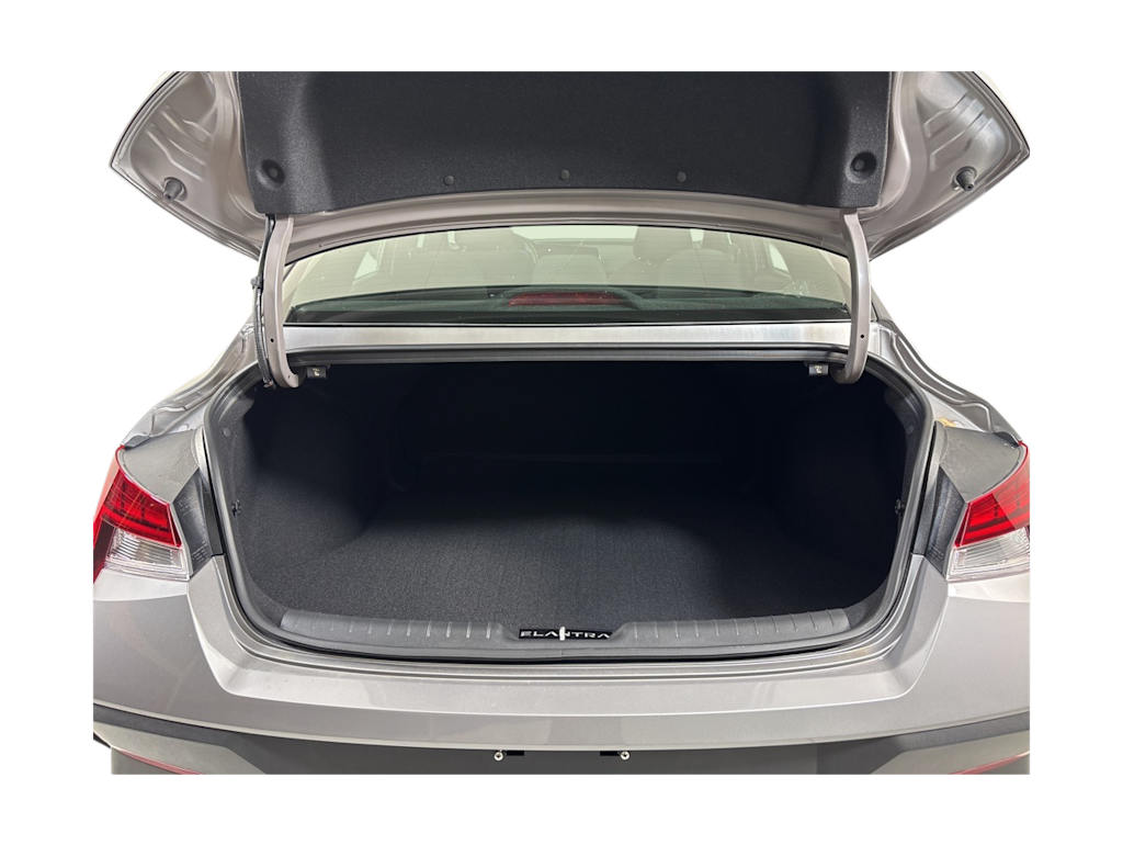 Thumbnail: 2025 Hyundai Elantra - 17