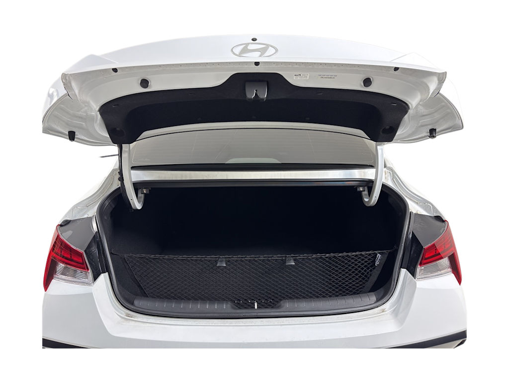 Thumbnail: 2025 Hyundai Elantra - 15