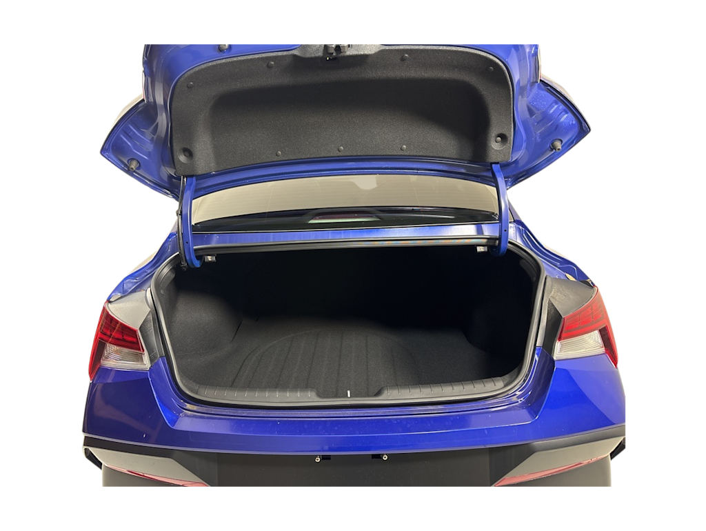 Thumbnail: 2025 Hyundai Elantra - 18