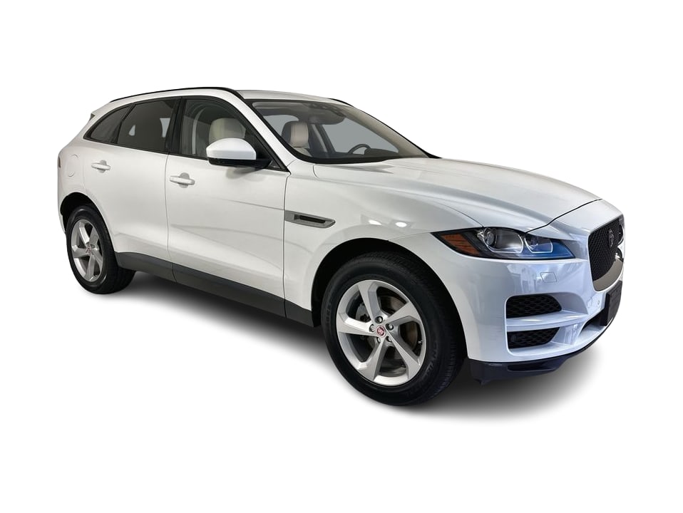 Thumbnail: 2018 Jaguar F-Pace - 18