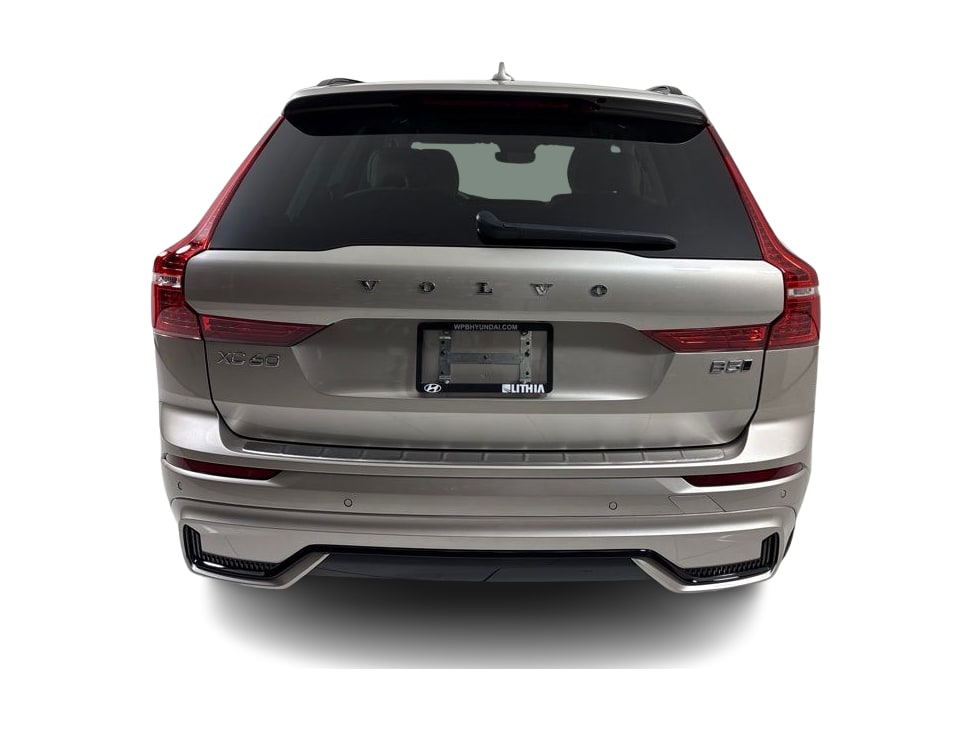 Thumbnail: 2023 Volvo XC60 - 5